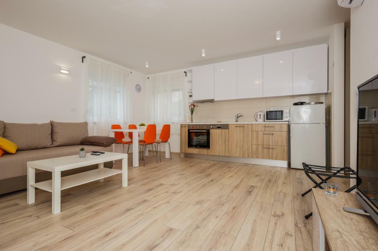 טרוגיר Apartments Mare מראה חיצוני תמונה
