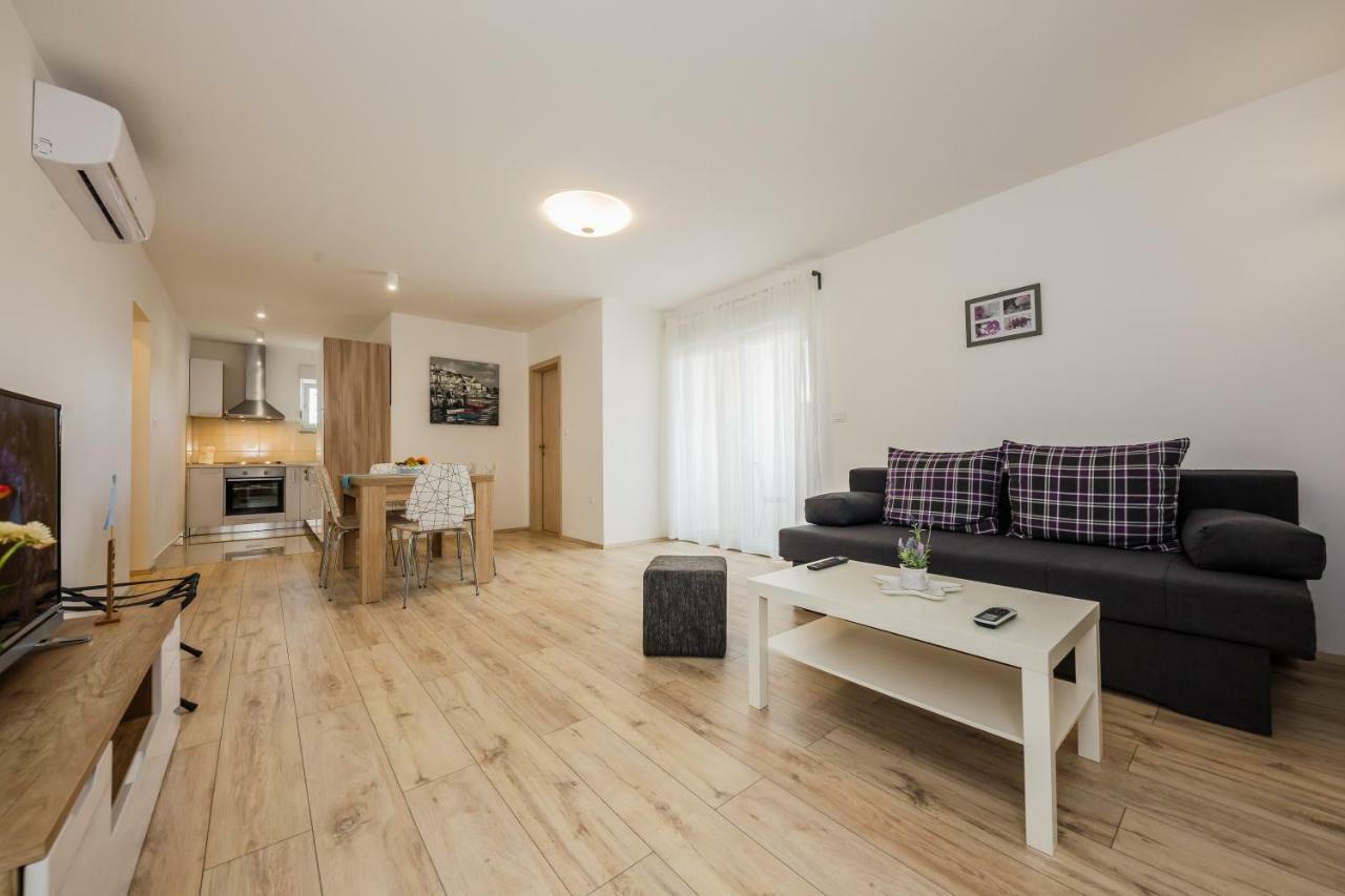 טרוגיר Apartments Mare מראה חיצוני תמונה